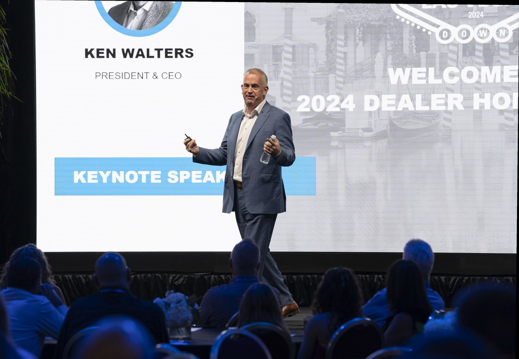 Ken Walters keynote presentation Jayco dealers meeting 2024