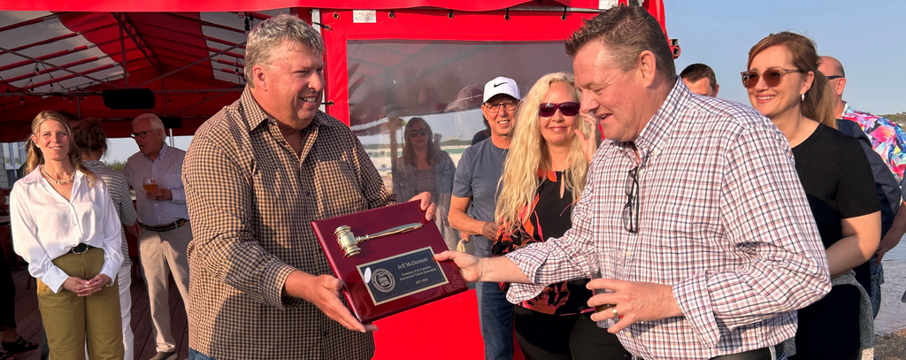 CRVA's Shane Devenish, left, presented a commemorative gavel to Jeff McDermott, right, in appreciation of his long-term service to the Association.