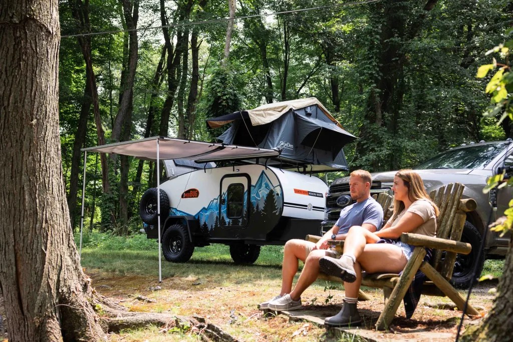 Modern Buggy travel trailer