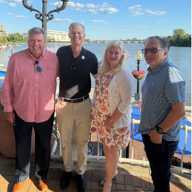 CRVA and RVDA of Canada team at the RVs Move America week meetings in Washington.