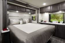 2022-Pasadena-38BX-Long-Beach-Regatta-Tilt-A-View-Bed