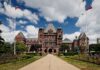 Queen's Park, Toronto Ontario - photo courtesy Wikipedia