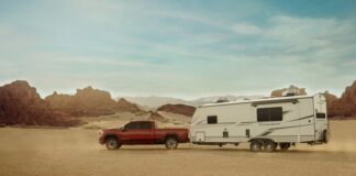 Keystone RV Cougar travel trailer