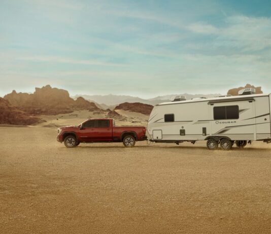 Keystone RV Cougar travel trailer